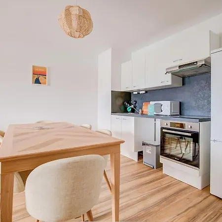 Tres Belle Standing *